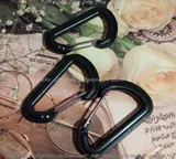 Черный формальдегид скалолаза