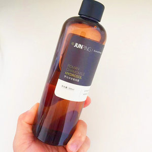 俊平洋甘菊纯露300ml有效期到23.6月 拍一送1