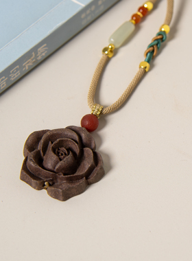 山野玫瑰 | 原创手作合香项链女新中式复古毛衣链天然香牌礼物
