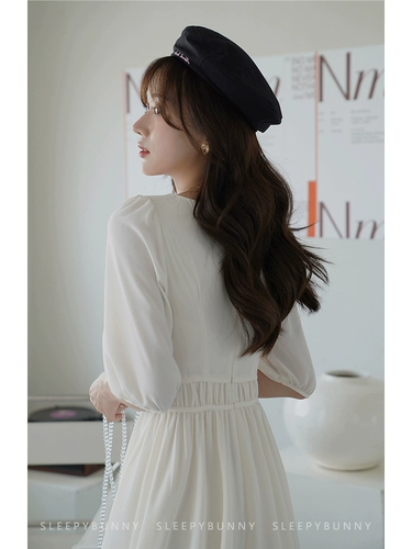 Шифоновое летнее ретро платье, длинная юбка, по фигуре, сезон 2021, квадратный вырез, рукава фонарики, с рукавом