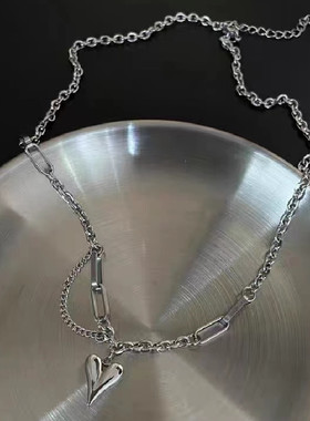 日韩风简约爱心钛钢项链女个性设计感拼接链气质时尚冷淡风锁骨链