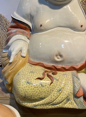 景德镇粉彩陶瓷弥勒佛摆件哈哈佛客厅桌面笑佛装饰工艺品代代有福