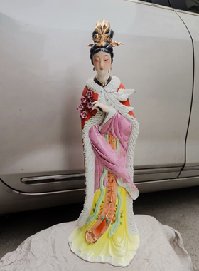 景德镇陶瓷飞天嫦娥玉兔仙子神像月亮仙女家居装饰品雕塑佛像摆件