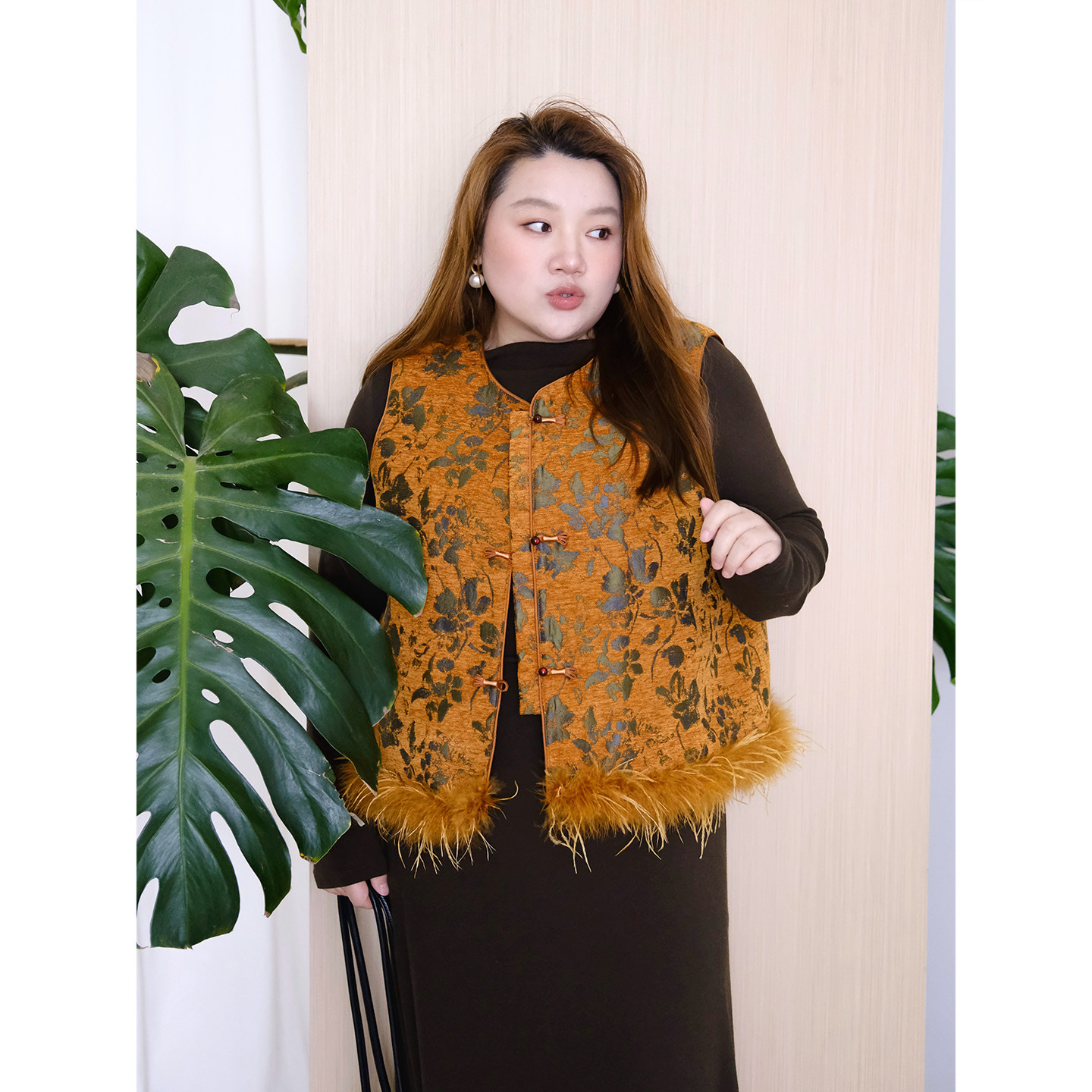 zooobaby12/24韩系简约圆领盘扣提花马甲女显瘦百搭毛边马夹外套,淘宝优惠券,粉丝福利购,淘宝优惠卷