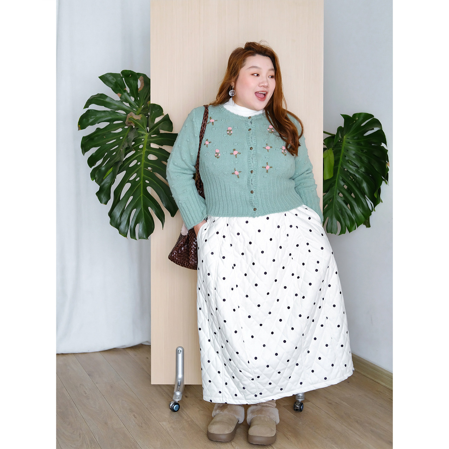 zooobaby12/08韩系简约立体花朵圆领针织开衫女显瘦收腰毛衣外套,淘宝优惠券,粉丝福利购,淘宝优惠卷