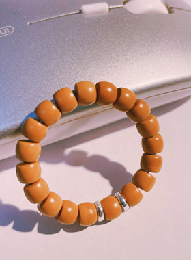 精品老料核尖直切黄金甲玉化皮质细作手工打磨橄榄核指尖手捻小美