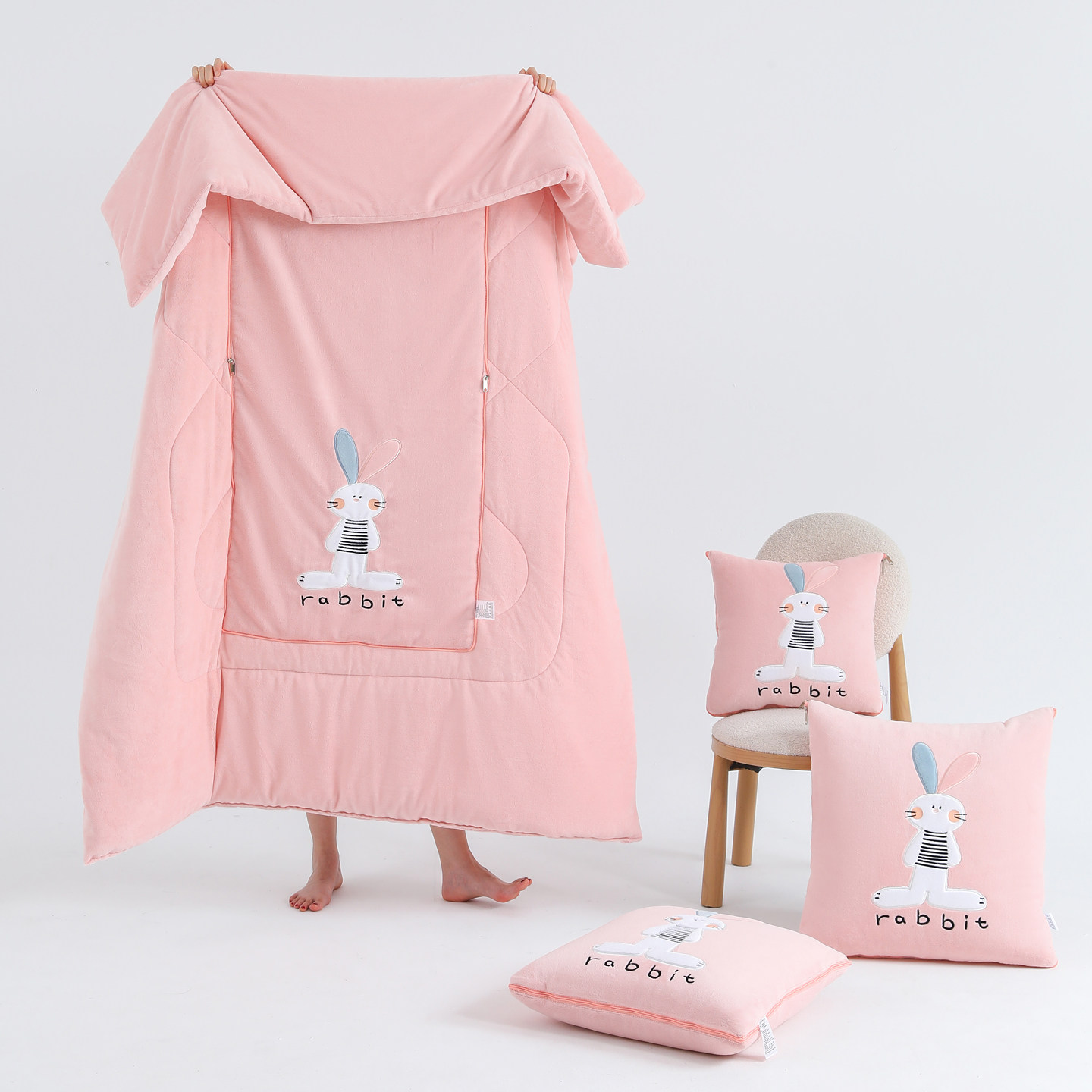 兔子抱枕被子两用汽车沙发盖毯加厚办公室枕头学生宿舍午休被可爱,淘宝优惠券,粉丝福利购,淘宝优惠卷