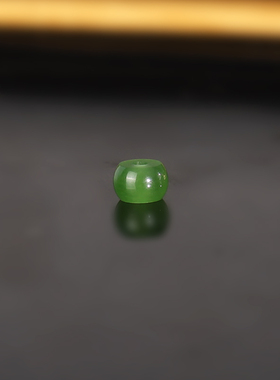 天然俄料碧玉散珠4x2.6mm 1953号 乌兰海苹果绿配珠隔珠 一物一图