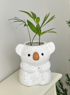 现代简约可爱卡通考拉花瓶装饰品