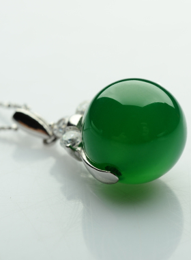 玉雕湾女性玛瑙转运珠源头直供