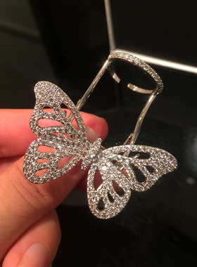 微镶锆石镂空灵动蝴蝶翅膀戒指环