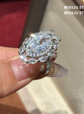 镀白金简约椭圆鸽子蛋戒指女超闪白钻大气镶嵌钻时尚轻奢叠戴小众