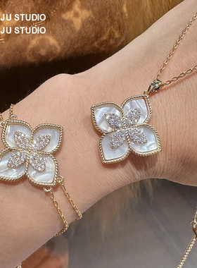 琚小姐白贝母四叶花项链手链耳环