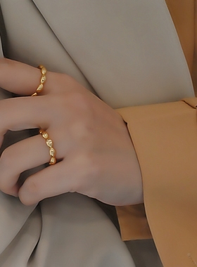 精致时髦金波浪戒指女ins18k金