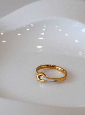 轻奢高级感精致镶嵌女ins戒指