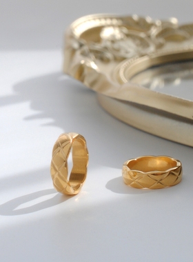 不褪色菱纹高级感戒指女小众设计