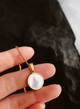 天然贝壳不掉色钛钢女ins金色