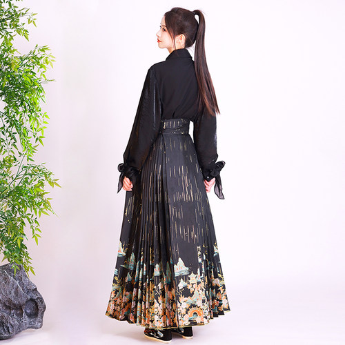 九天汉韵原创设计汉服男女明制满仿妆花缎百褶织金马面裙蓉城之下 - 图2
