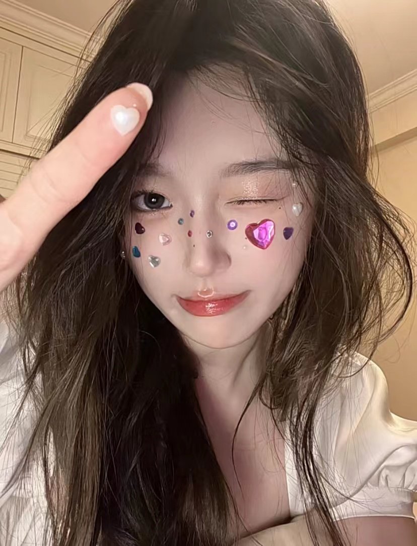 免胶水脸部贴钻儿童脸贴舞台化妆饰品彩色水钻珍珠眼妆水晶贴万圣,淘宝优惠券,粉丝福利购,淘宝优惠卷