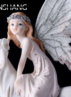 骑马花仙子独角兽天使现代女孩