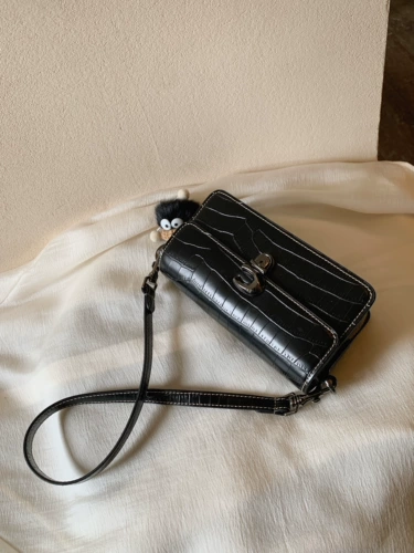 Сумка через плечо, сумка на одно плечо, коллекция 2022, премиум класс