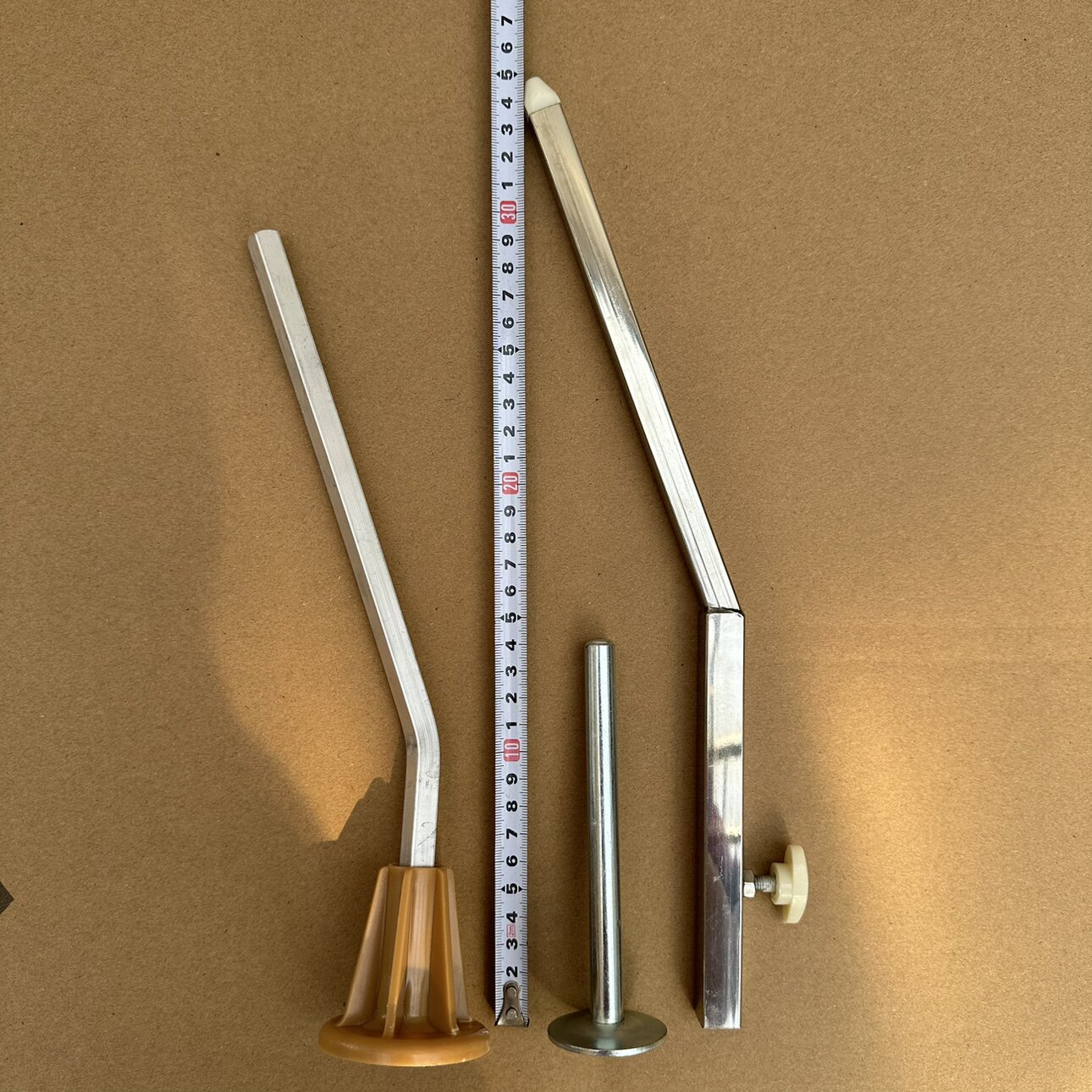 服装道具模特配套支架鞋架/穿鞋杆 钢化玻璃/拉丝/不锈钢镜面底座 - 图1