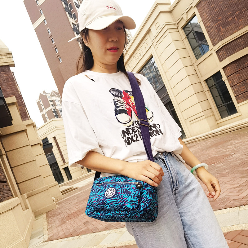 妈妈包中年帆布2020新款老人斜挎包 艾果果箱包女士包袋