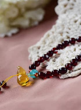 葫芦血珀深红色手串天然蜜蜡