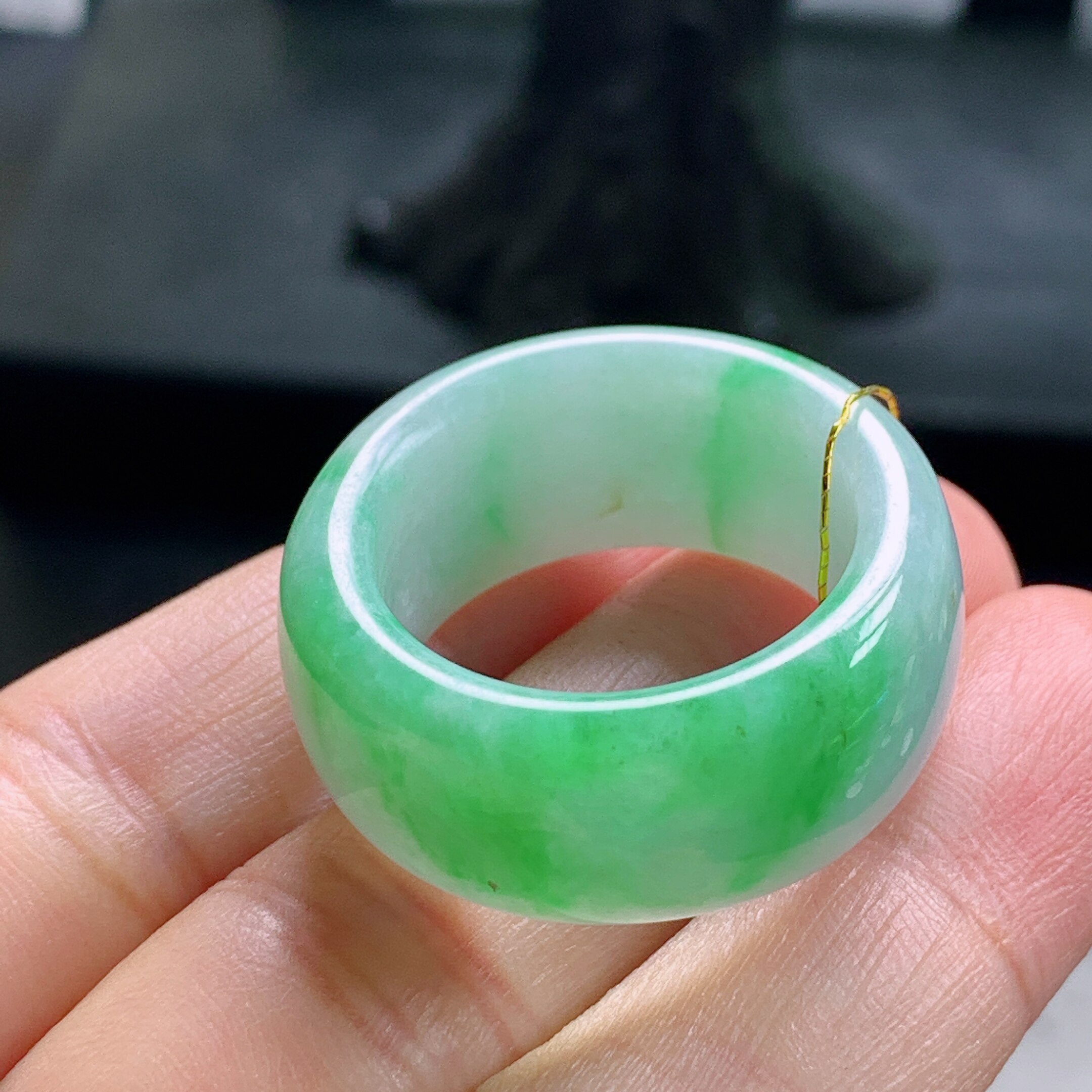No. 25-26 Myanmar natural A-grade jade T1272 inner diameter 21-12-4.7mm green tire ring finger