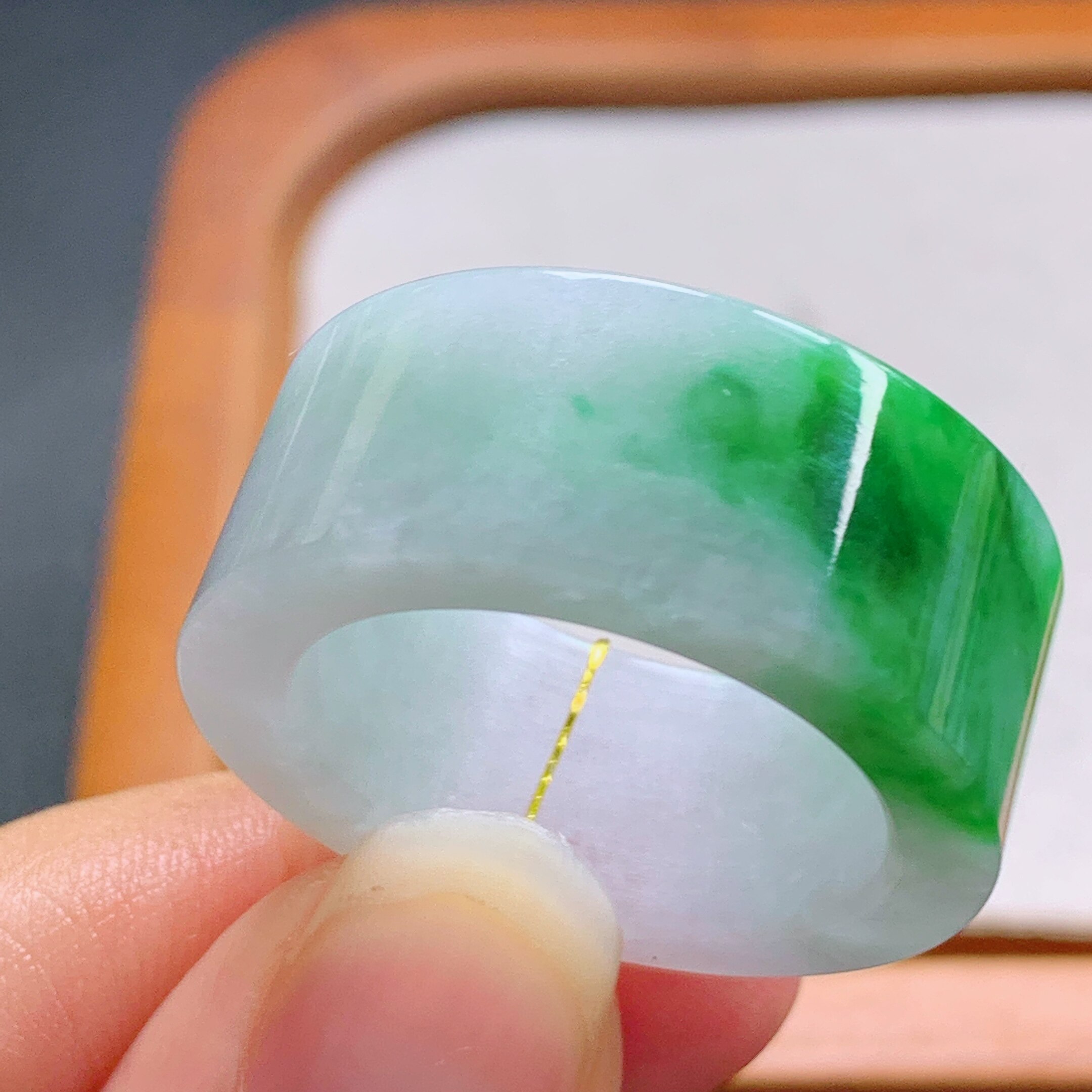 No. 27 Myanmar natural A-grade jadeite T1259 inner diameter 21.6-11.6-4.2mm spicy green ring finger