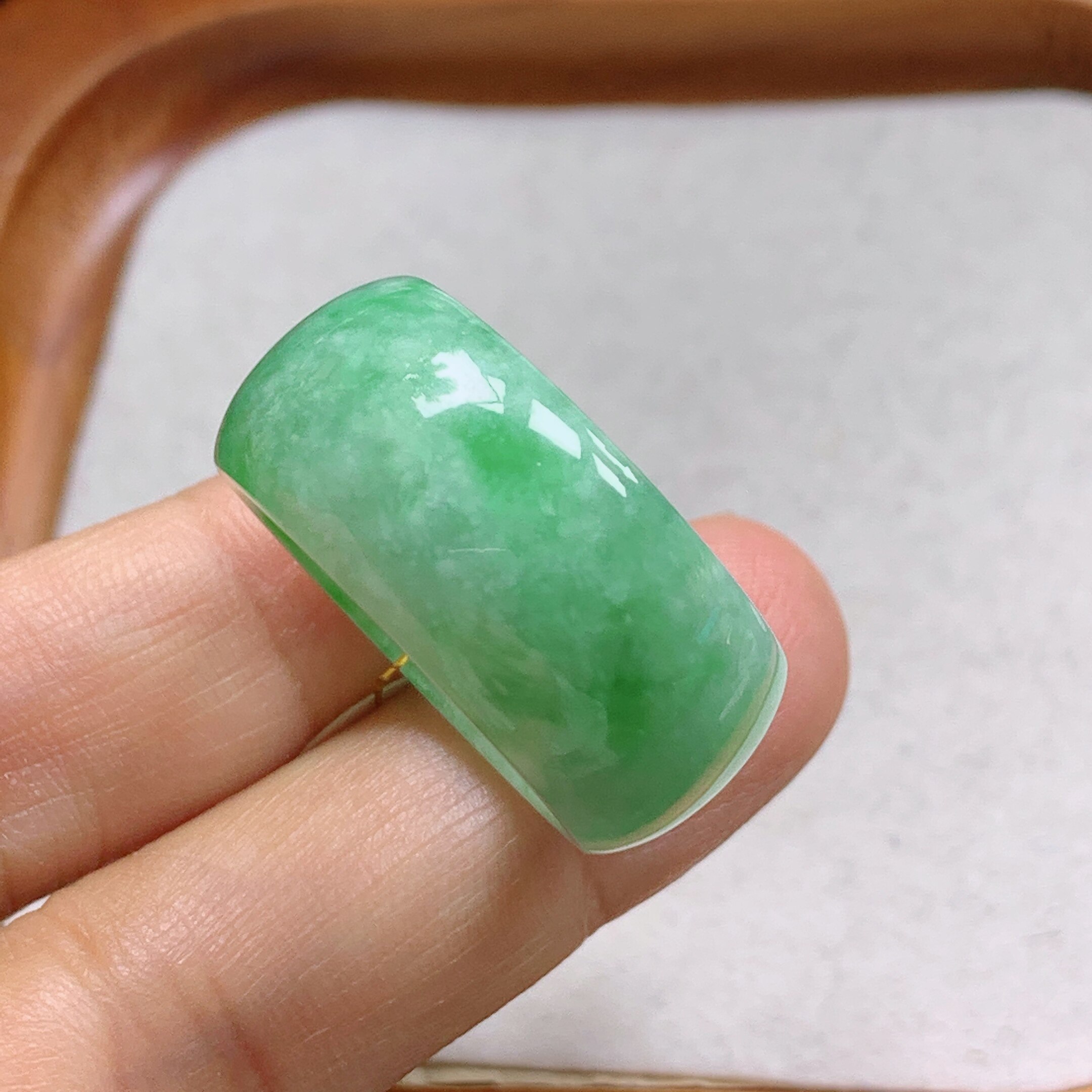 No. 20-21 Burmese natural A-grade jade T1194 inner diameter 19.6mm green tire ring finger