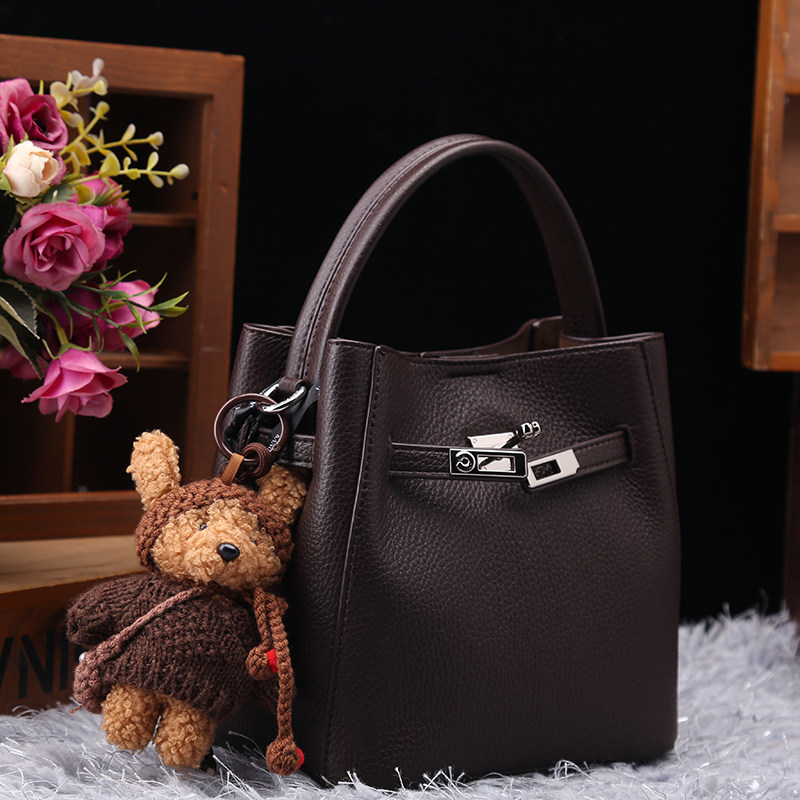 康泰娜专柜正品真皮女包2025新款时尚头层皮荔枝纹菜篮子包水桶包,淘宝优惠券,粉丝福利购,淘宝优惠卷