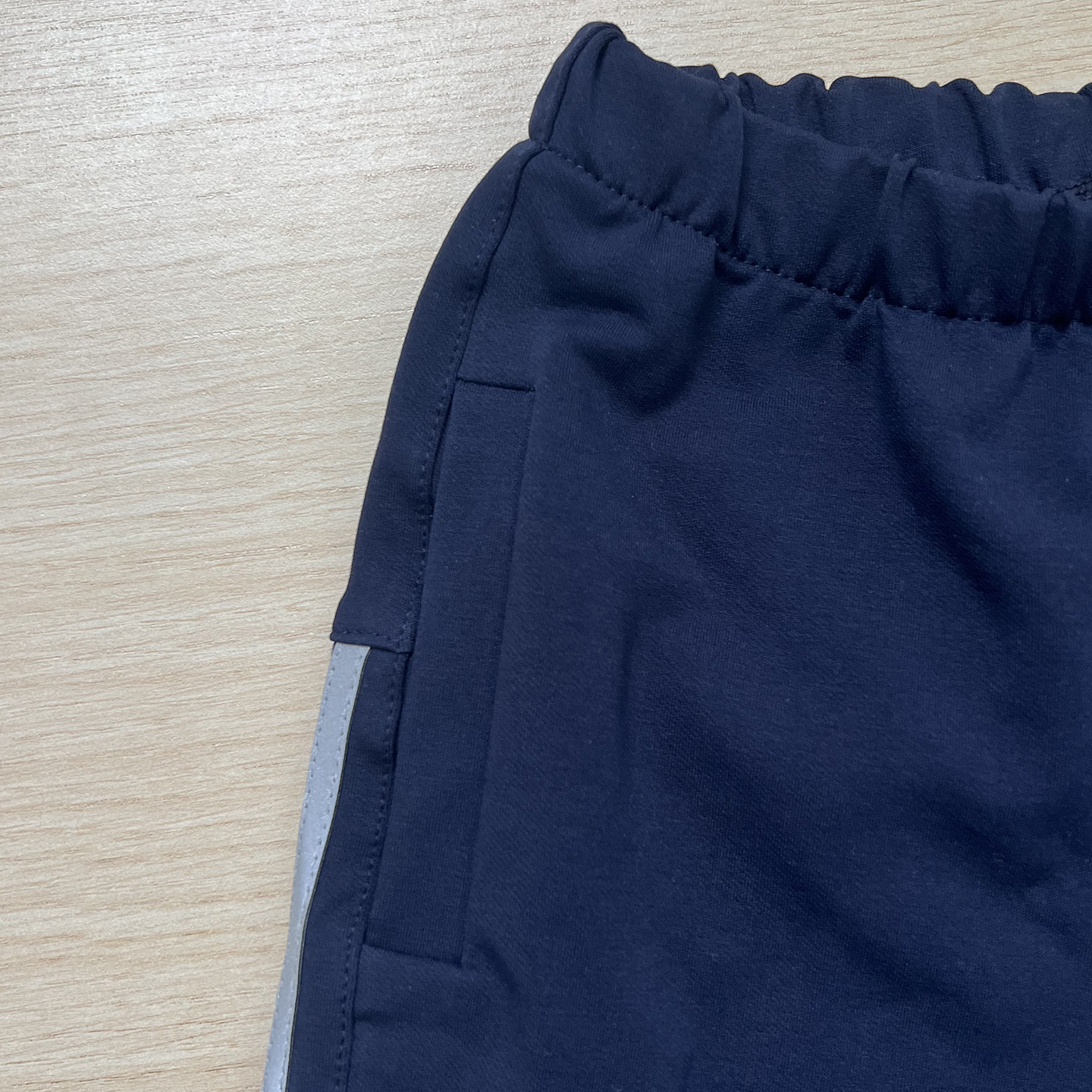 冬季加绒初高中小学生校服裤子藏蓝直筒后开剪下两反光条耐磨男女,淘宝优惠券,粉丝福利购,淘宝优惠卷