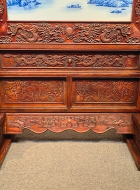 王步作品红木雕龙纹饰镶瓷板画青花山水溪山静远屏风精品手绘