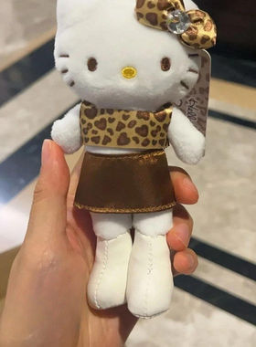 日本正版动漫挂件の50周年展长腿kitty猫kt公仔包包挂饰钥匙扣饰