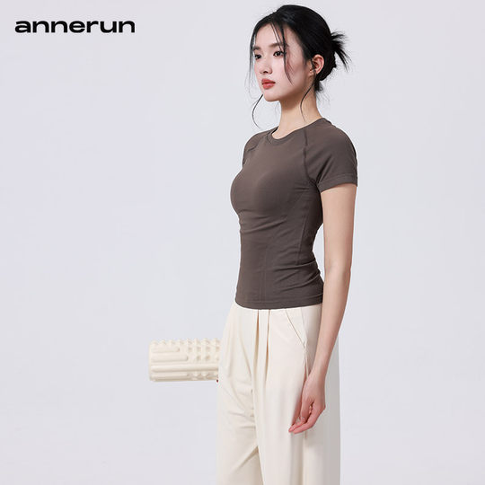 annerun高弹力运动短袖女无缝亲肤透气健身服T恤休闲瑜伽服上衣