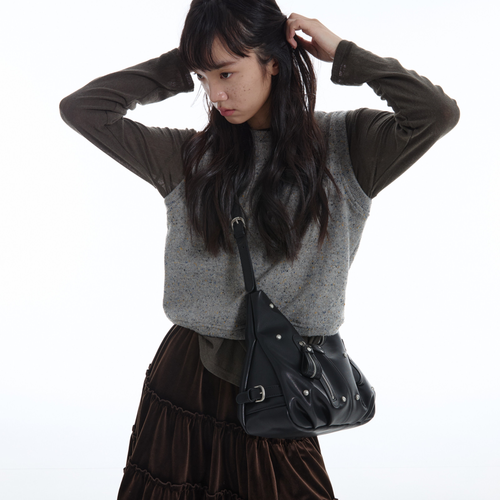 DirtySix 原创 贝拉斯拉夫 机车铆钉 软牛皮 单肩斜挎hobo包,淘宝优惠券,粉丝福利购,淘宝优惠卷