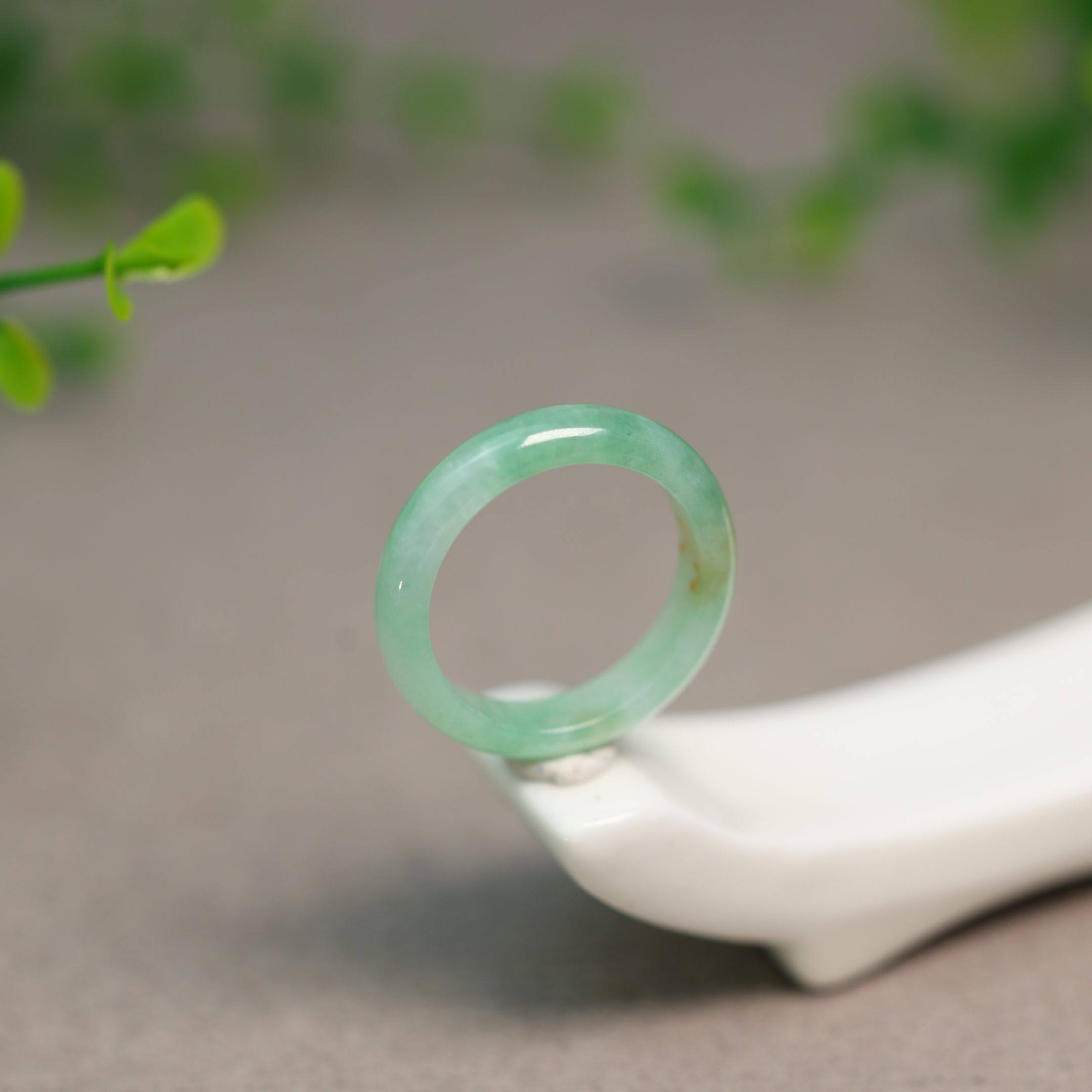 Myanmar natural grade A jadeite ring