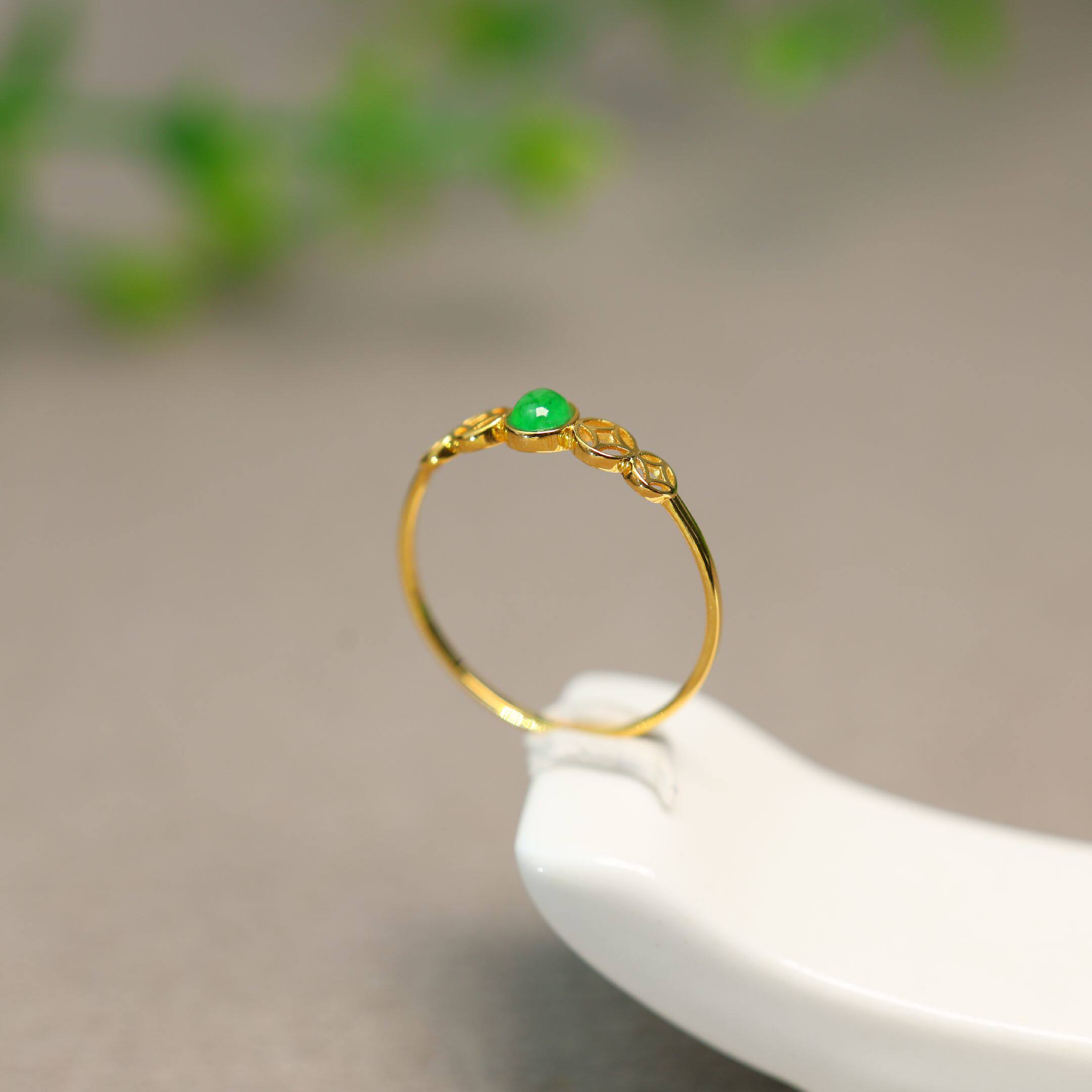 Myanmar natural A-grade jadeite small egg ring