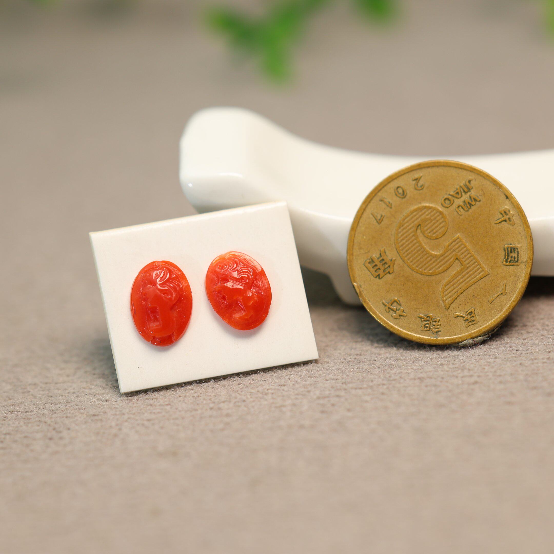 Natural organic ruby ​​character head ring face