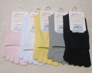 梦娜物理防臭吸湿排汗休闲女士五趾袜纯棉抗菌女棉袜六双包邮纯黑