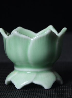 青瓷佛前蜡烛烛台供奉用品陶瓷供烛摆件家用烛台一对莲花烛台灯座