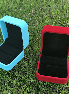 假钻戒一对情侣结婚对戒活口可调节戒指求婚纱照礼仪式用拍照道具