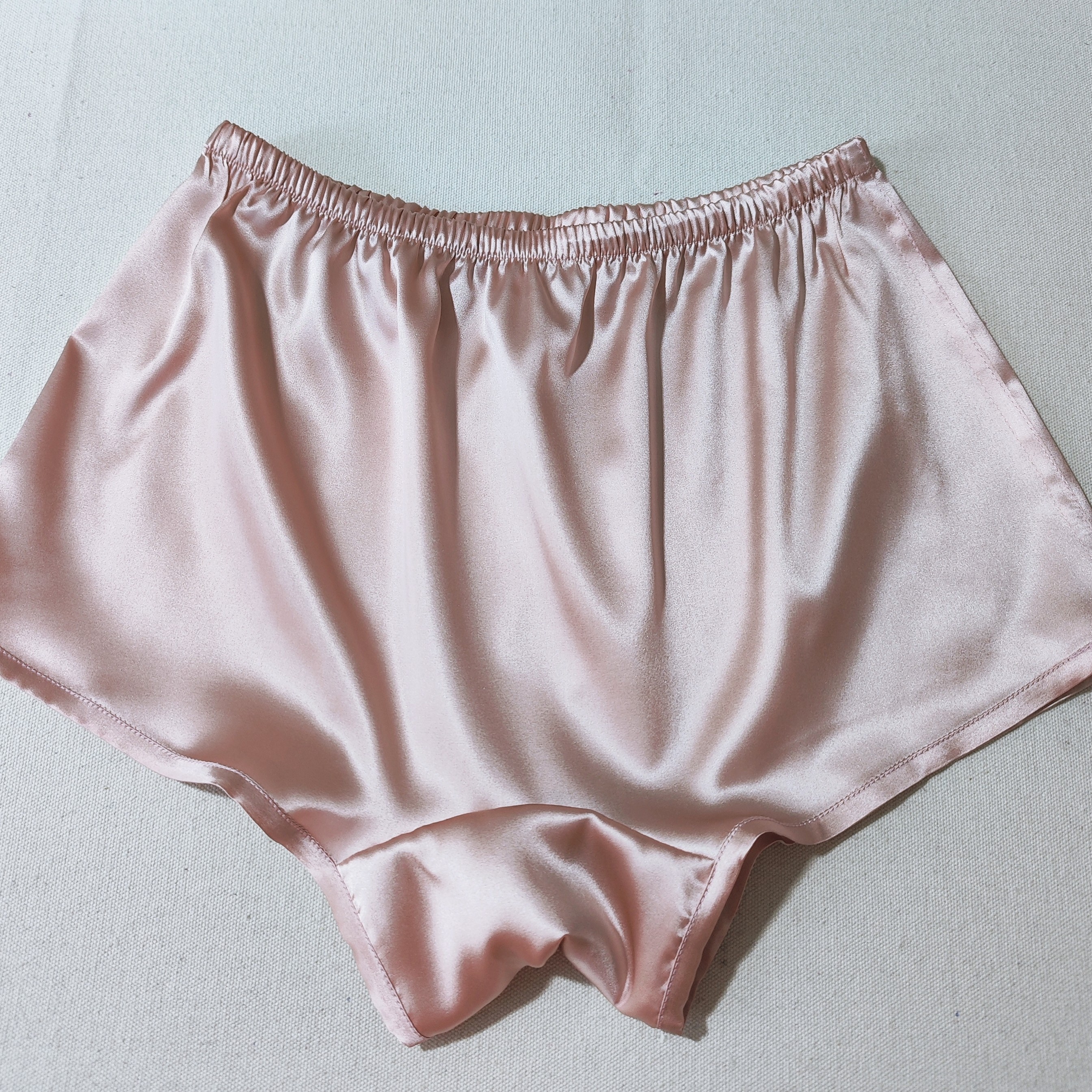 女士宽松高腰平角桑蚕真丝弹力缎家居防走光安全裸睡内裤舒适透气 - 图3