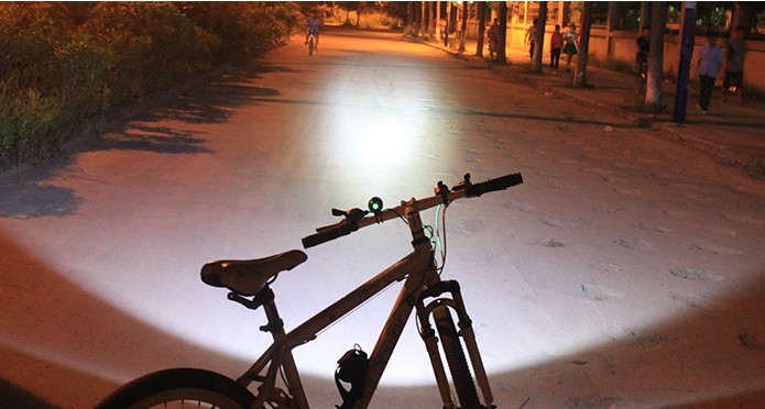 超亮 LED 强光T6自行车灯头灯USB充电L2单车灯山地车前灯手电装备 - 图2