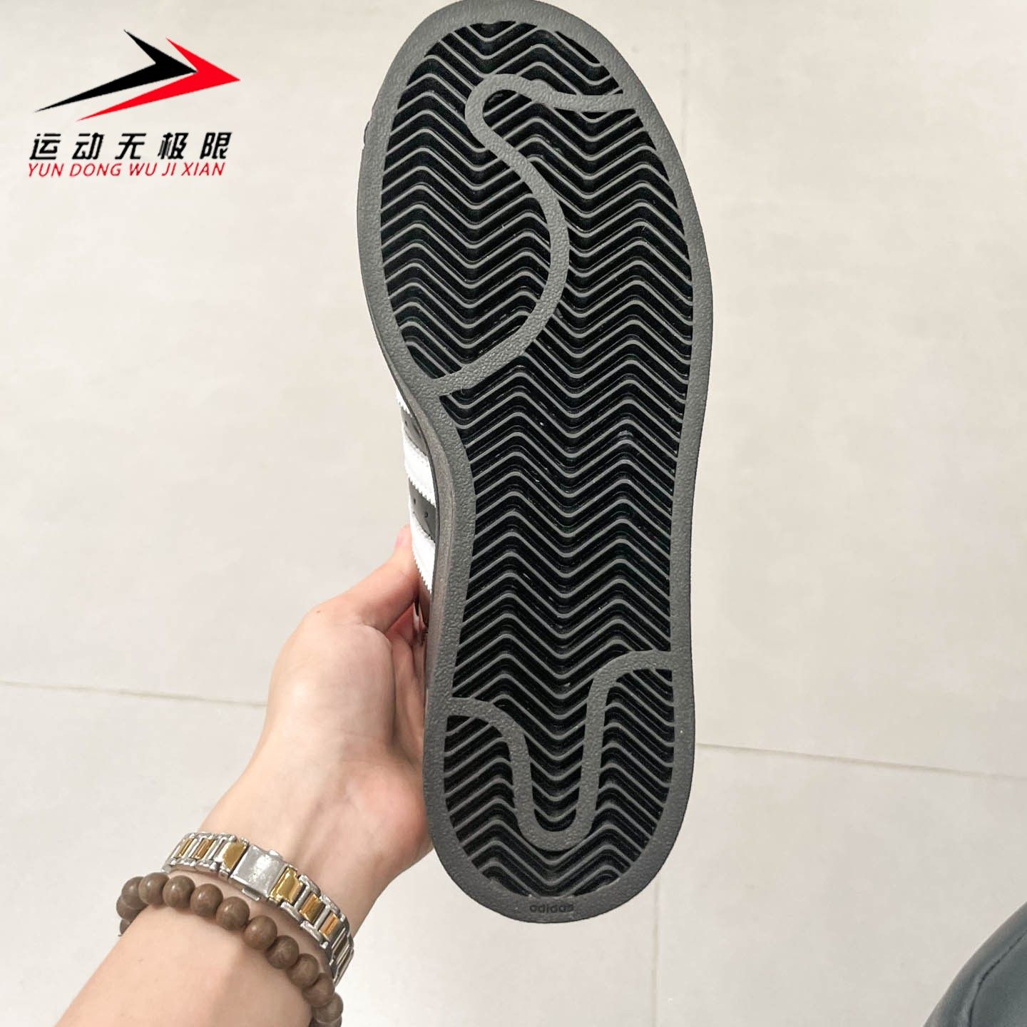 阿迪达斯三叶草女子2025秋季舒适休闲酷感贝壳头板鞋运动鞋JS4009 - 图2