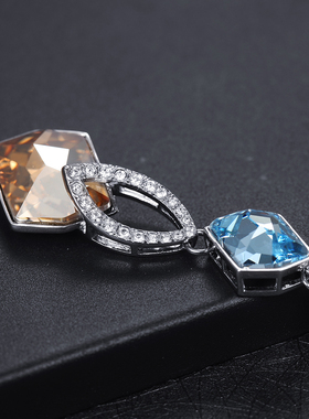 伊泰莲娜思念如潮复古毛衣链几何形状吊坠秋冬项链装饰配饰女长款