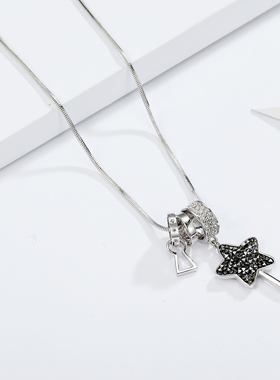 伊泰莲娜繁星项链吊坠