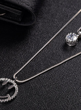 伊泰莲娜个性设计双层链日韩毛衣