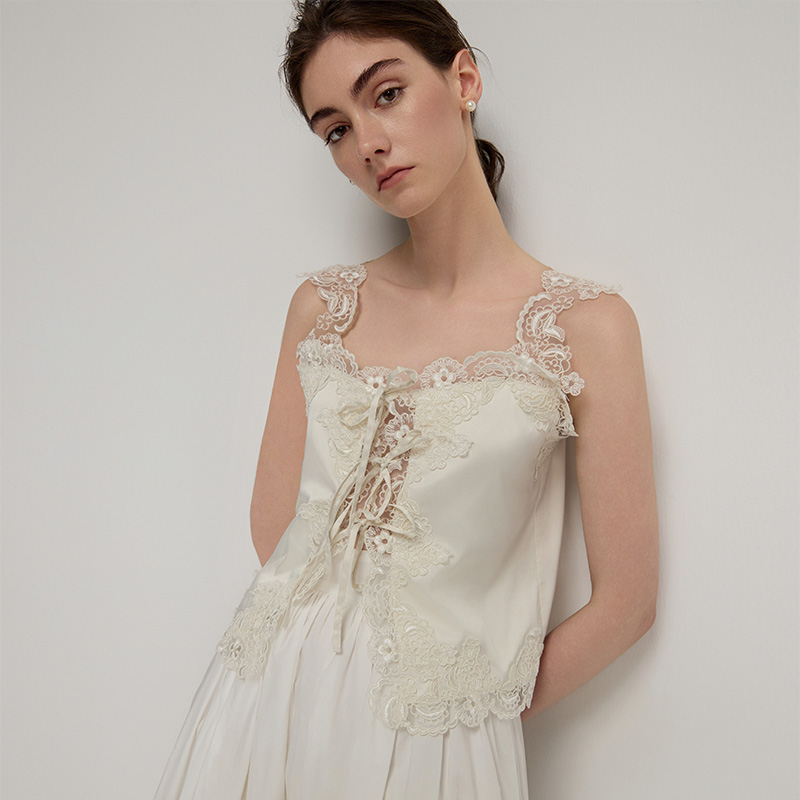 ArrivingArrive法式花边背心吊带女夏季小众设计感蝴蝶结马甲上衣 - 图0